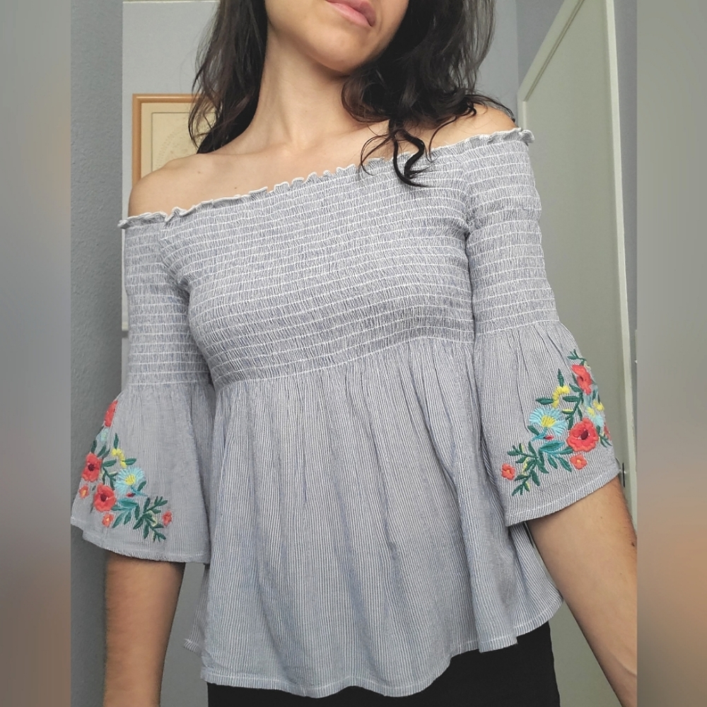 Super Cute Hollister Floral Embroidered Bell sleeve Top